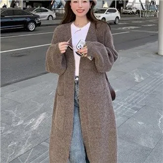 Garš vienkāršs džemperis